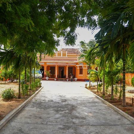 Tulip Guest Inn Point Pedro المظهر الخارجي الصورة