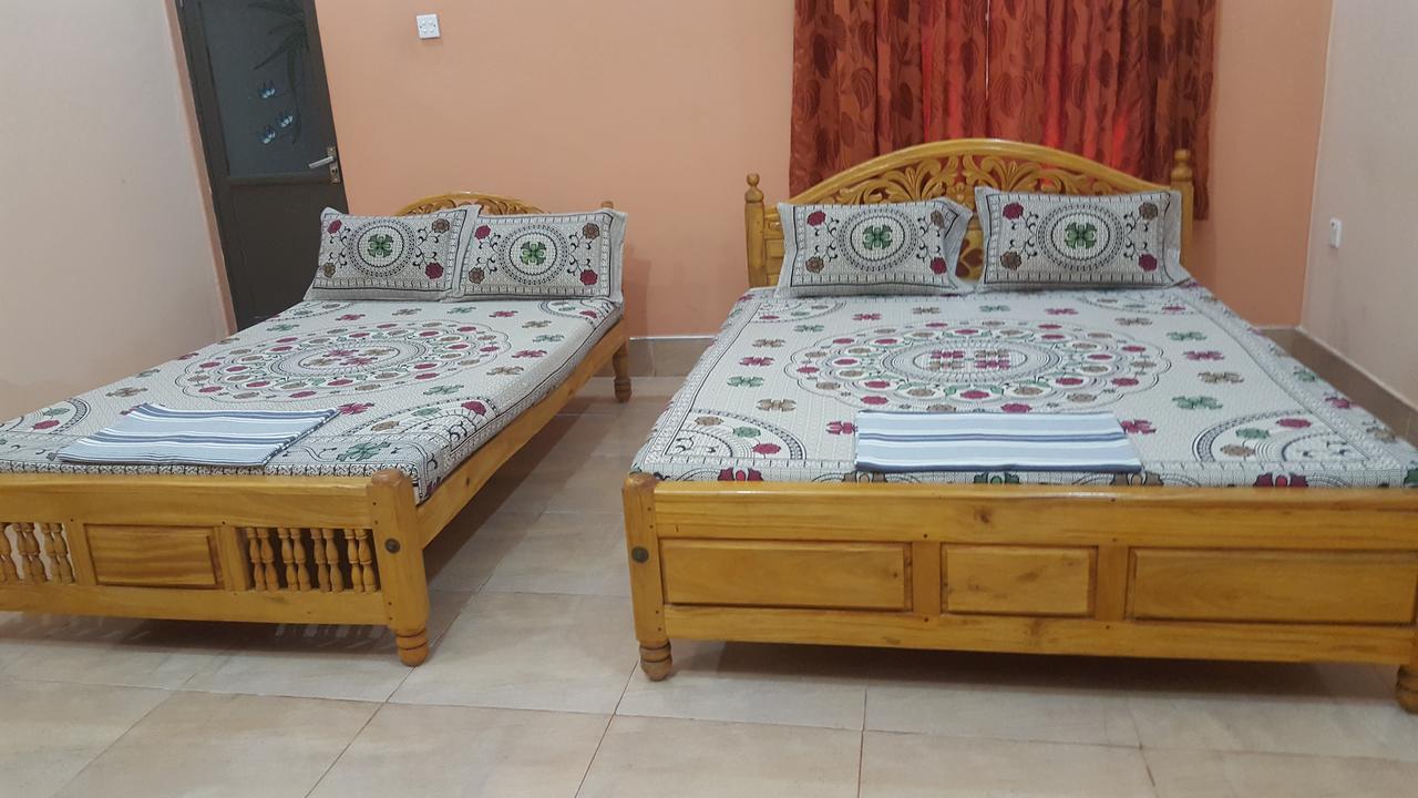 Tulip Guest Inn Point Pedro المظهر الخارجي الصورة