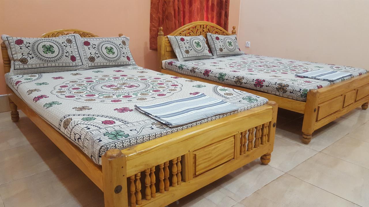 Tulip Guest Inn Point Pedro المظهر الخارجي الصورة