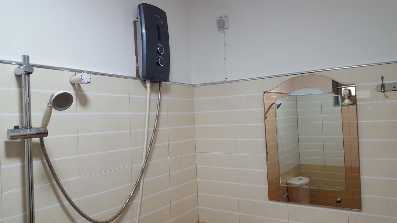 Tulip Guest Inn Point Pedro المظهر الخارجي الصورة
