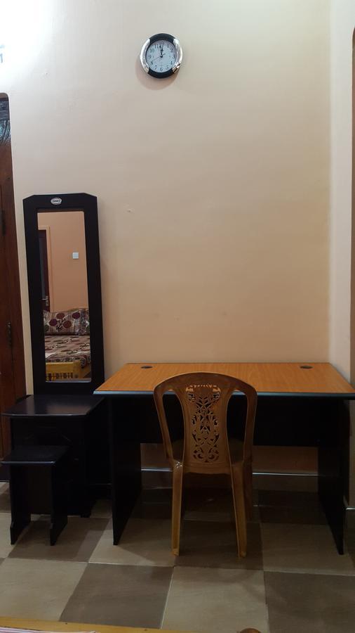 Tulip Guest Inn Point Pedro المظهر الخارجي الصورة