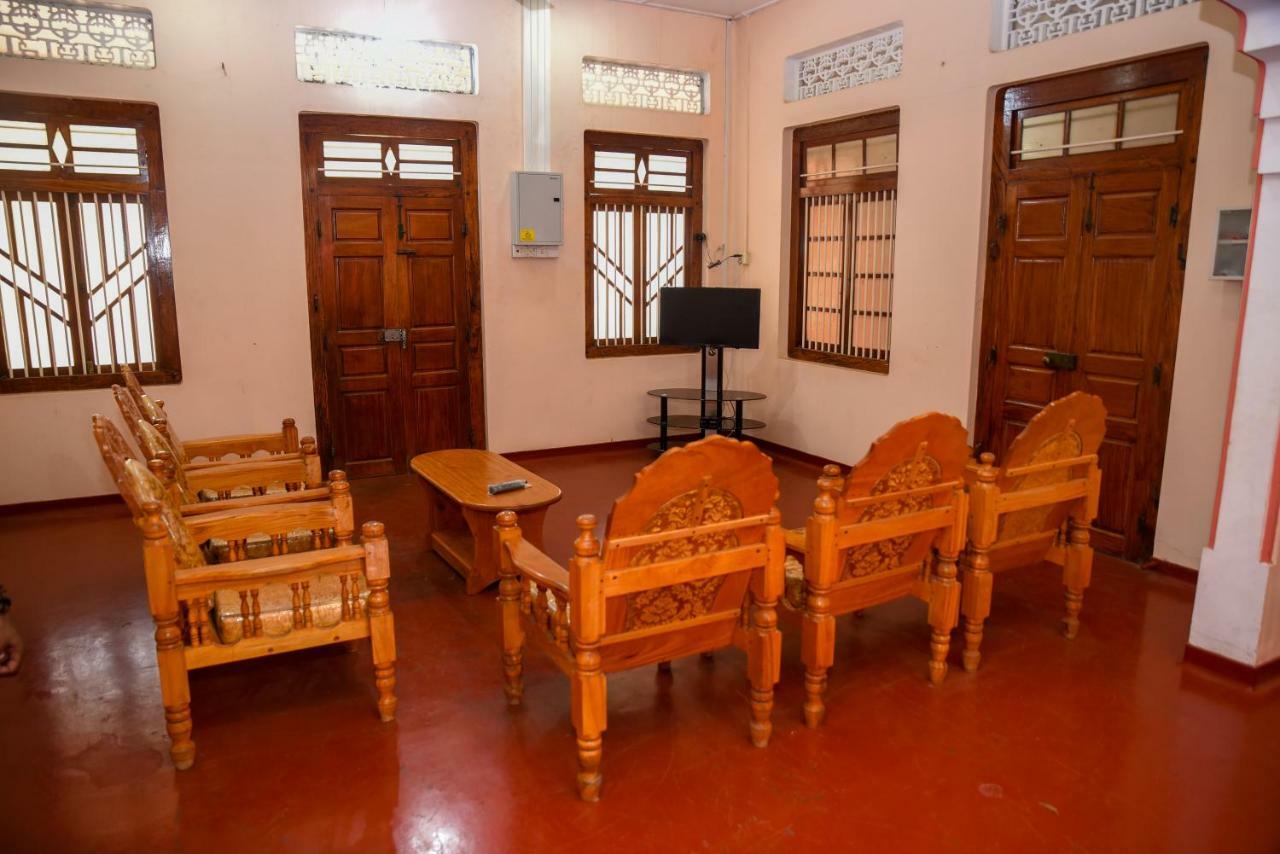 Tulip Guest Inn Point Pedro المظهر الخارجي الصورة