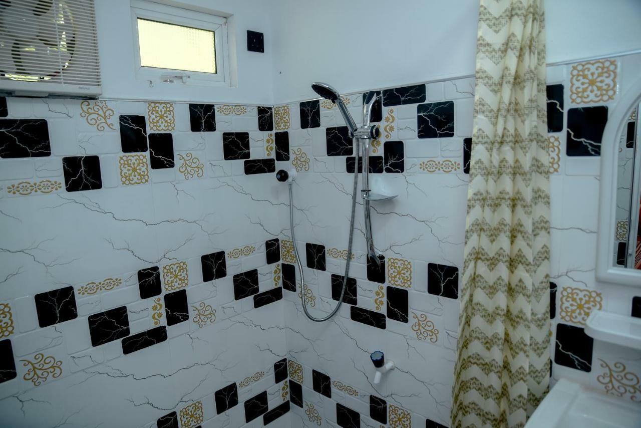 Tulip Guest Inn Point Pedro المظهر الخارجي الصورة
