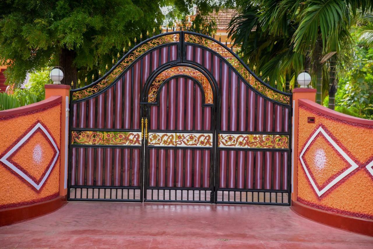 Tulip Guest Inn Point Pedro المظهر الخارجي الصورة